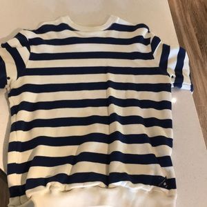 10 deep striped crew neck